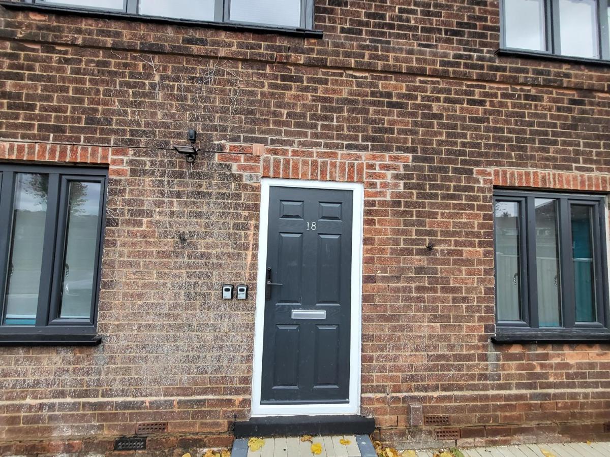 Premier Studios Nottingham - Tring Vale Exterior foto